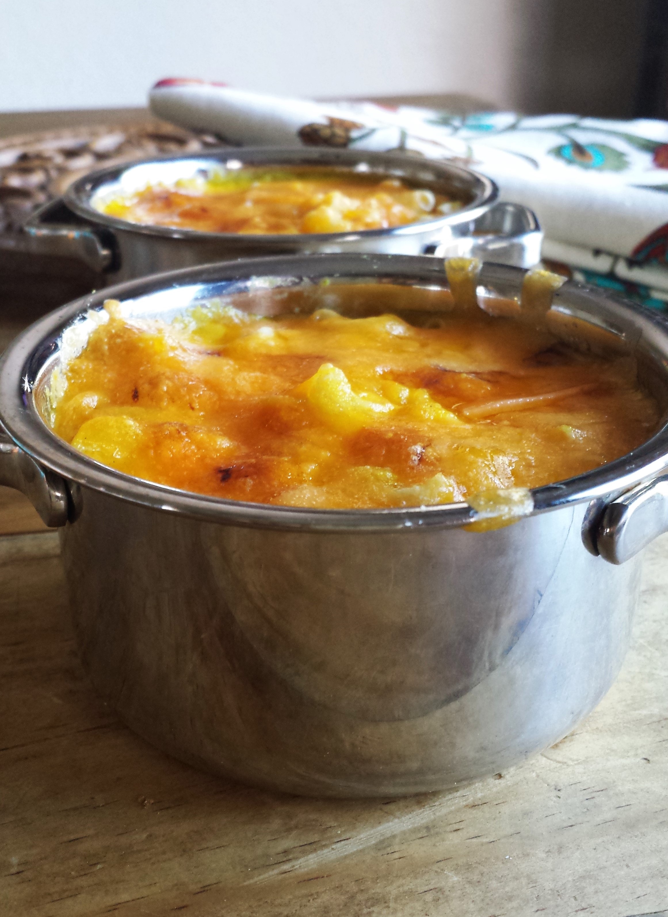 Macaroni with Cheese and Carrot Sauce 